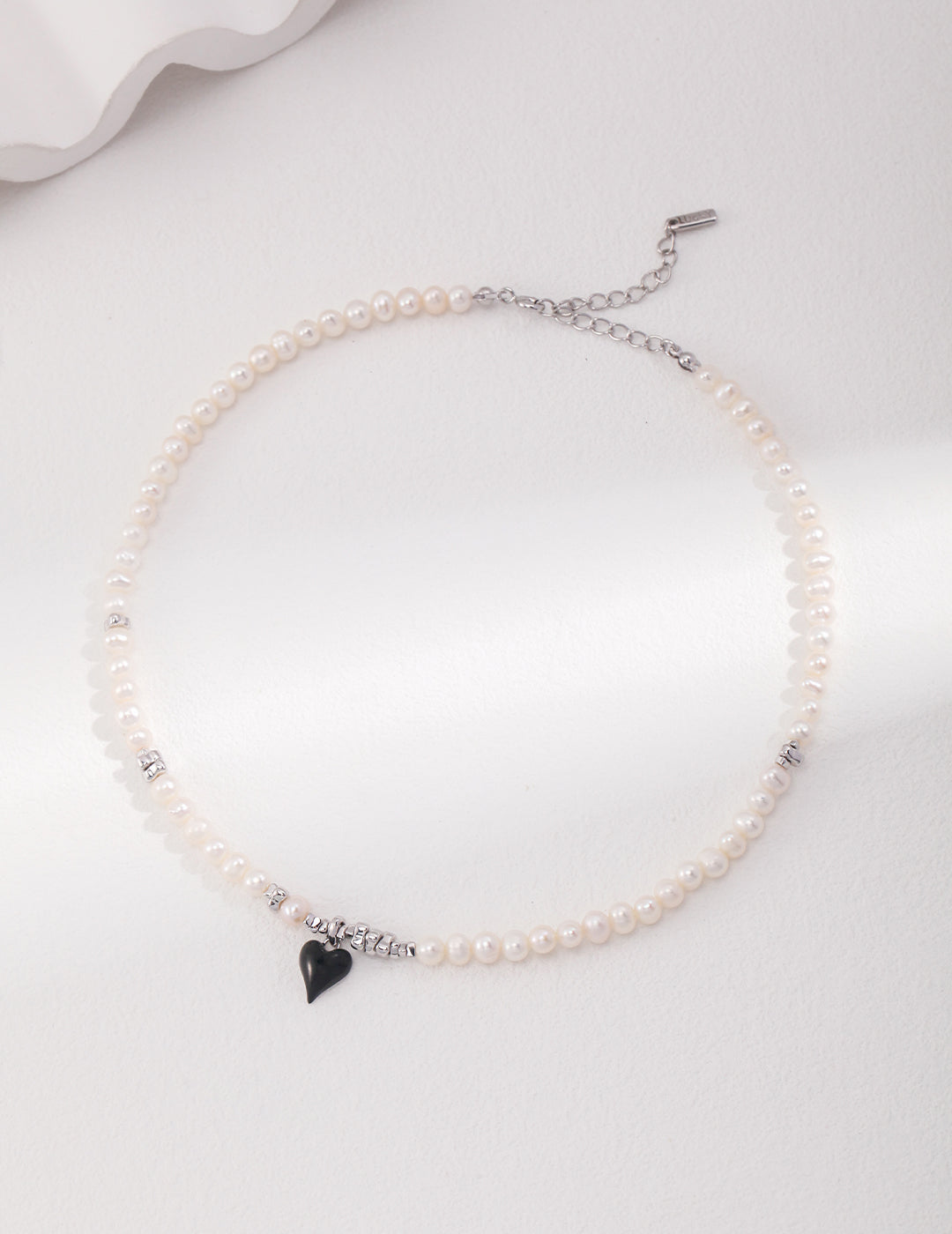 Koko Natural Pearl Necklace